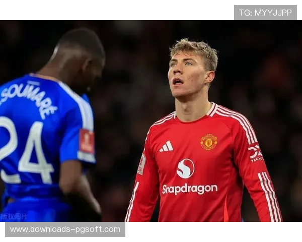 深度报道:曼联热刺交锋历史百年回顾,从传奇到现代